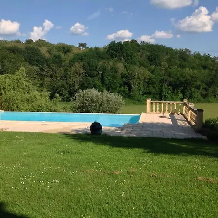 Holiday La Bouffardine Nyaraló